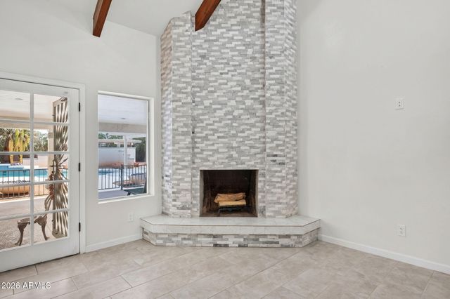 7811 E CHARTER OAK Road, Scottsdale, AZ 85260