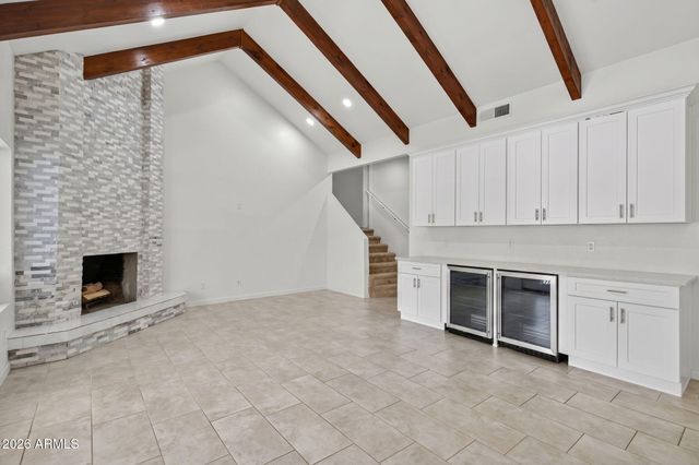 7811 E CHARTER OAK Road, Scottsdale, AZ 85260