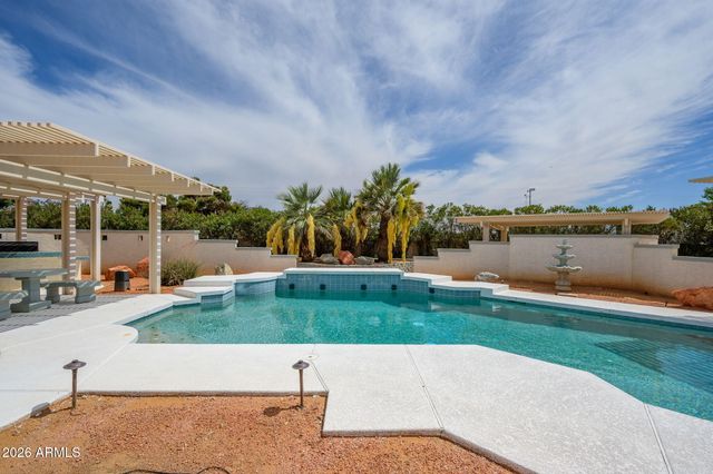 7811 E CHARTER OAK Road, Scottsdale, AZ 85260