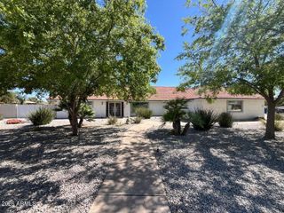 7811 E CHARTER OAK Road, Scottsdale, AZ 85260