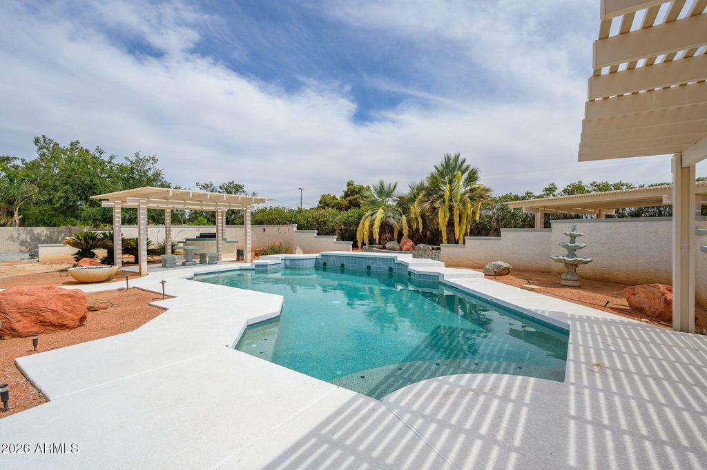 7811 E CHARTER OAK Road, Scottsdale, AZ 85260 — photo 3