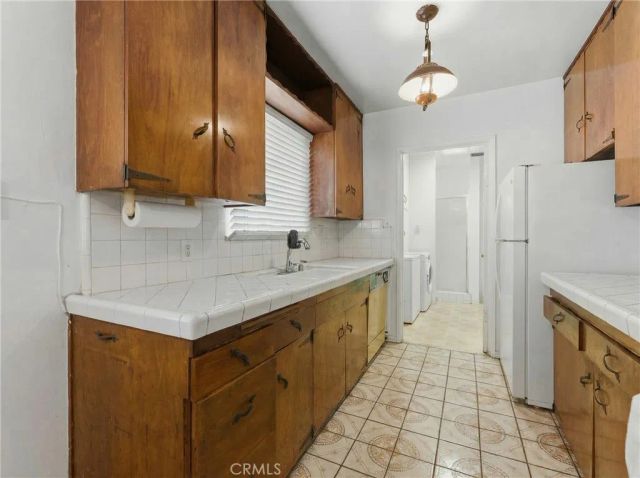 10456 Mapledale, Bellflower, CA 90706