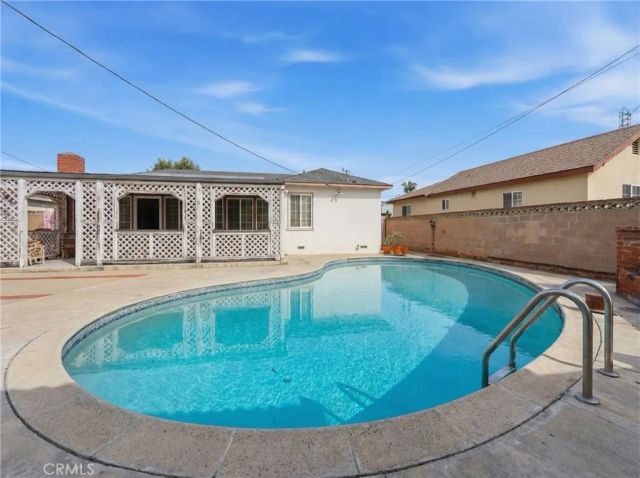 10456 Mapledale, Bellflower, CA 90706