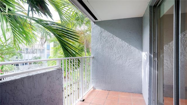 4600 SW 67th Ave 243, Miami, FL 33155