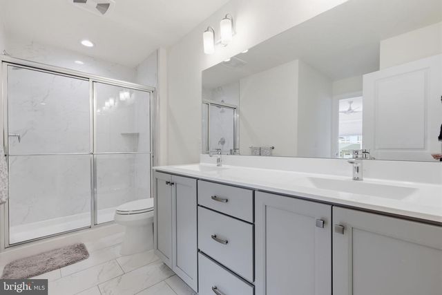 24 SPRING MILL RD, Warminster, PA 18974