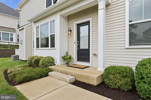 24 SPRING MILL RD, Warminster, PA 18974