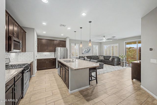 12117 W DESERT MOON Way, Peoria, AZ 85383