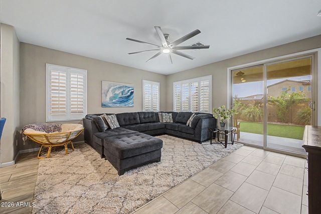 12117 W DESERT MOON Way, Peoria, AZ 85383