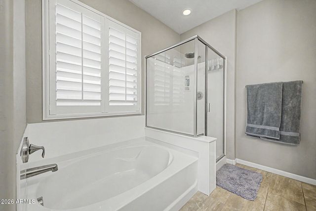 12117 W DESERT MOON Way, Peoria, AZ 85383
