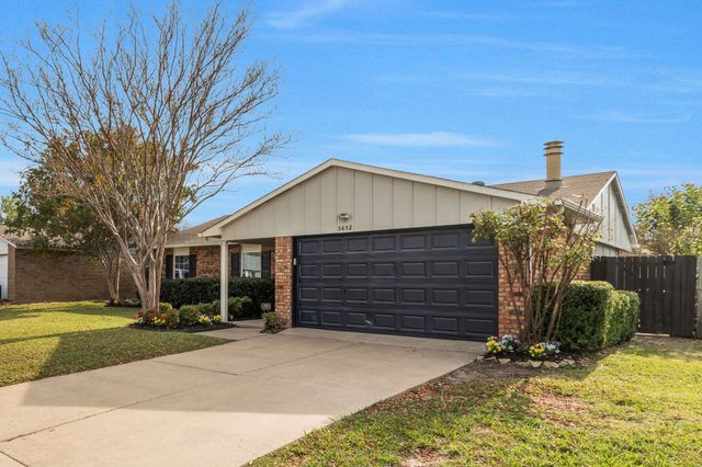 5652 Phelps Street, The Colony, TX 75056