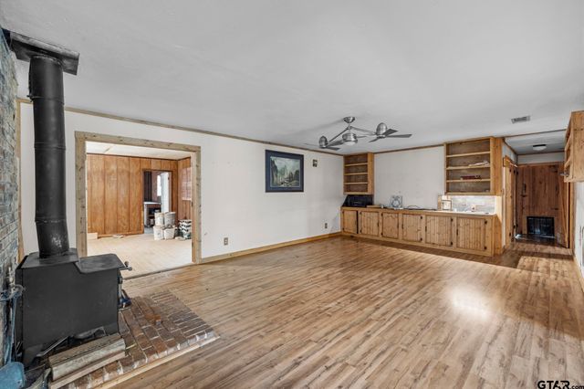 1767 Willow Oak Rd, Gladewater, TX 75647