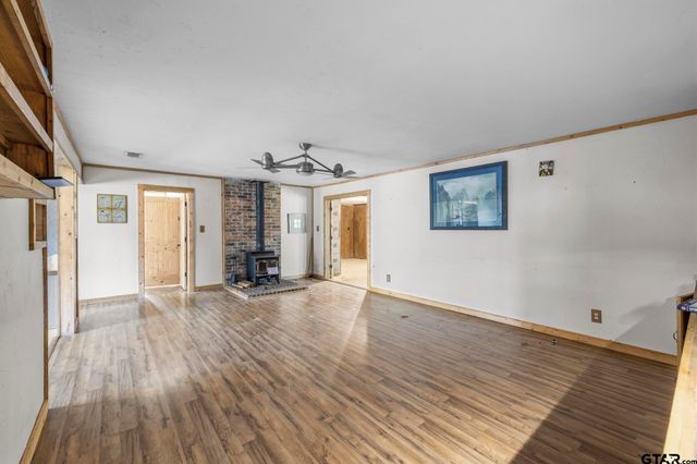 1767 Willow Oak Rd, Gladewater, TX 75647