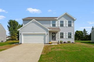 1645 Tea Pond Court, Vicksburg, MI 49097