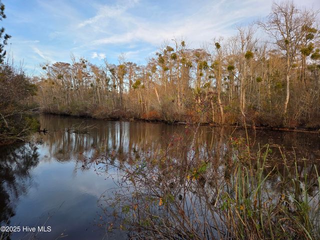 323 E Chatham Street, Newport, NC 28570