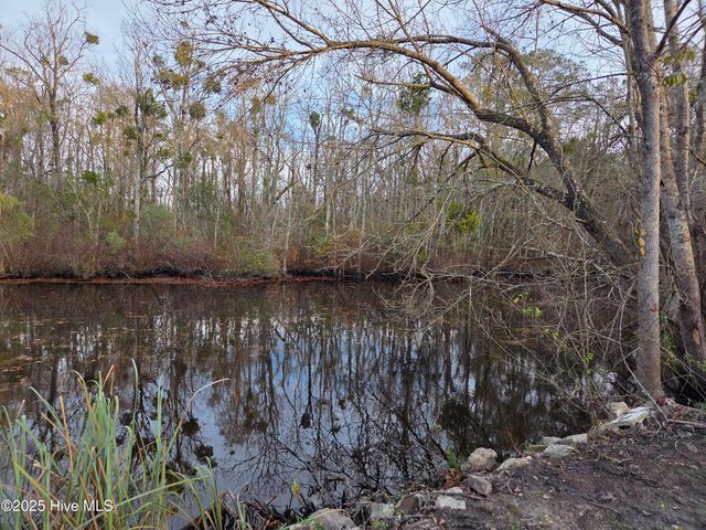 323 E Chatham Street, Newport, NC 28570