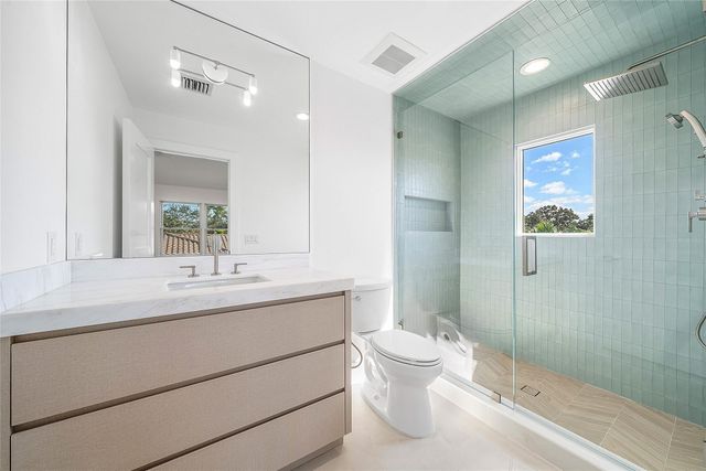 8 Leeward Circle, Jupiter, FL 33469