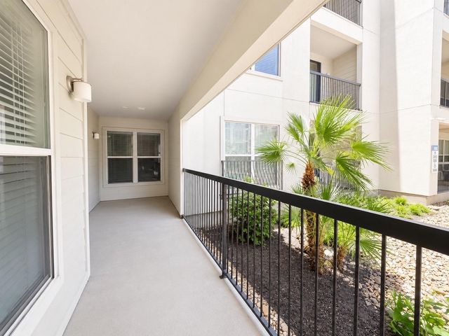 3660 Richmond St Avenue 142, Houston, TX 77046