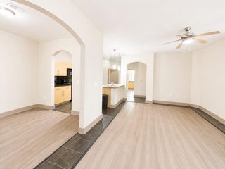 3660 Richmond St Avenue 142, Houston, TX 77046