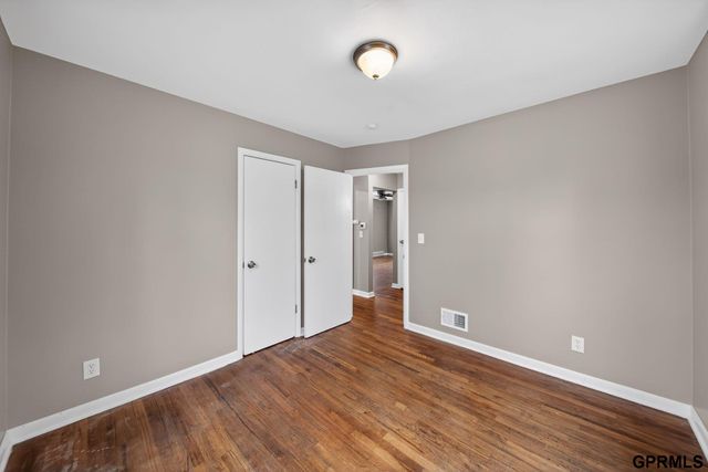 4121 Maple Street, Omaha, NE 68111