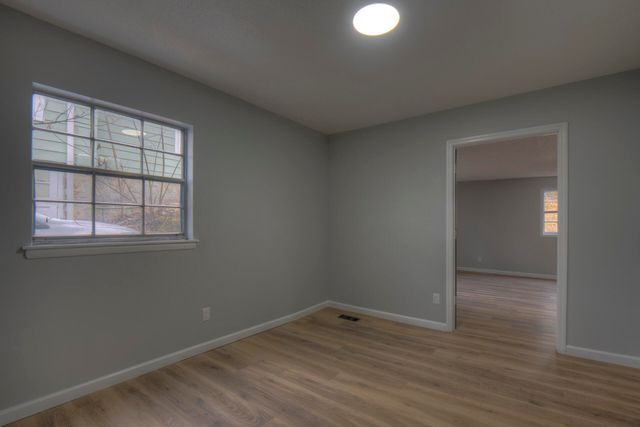 218 Gillespie Road, Chattanooga, TN 37411