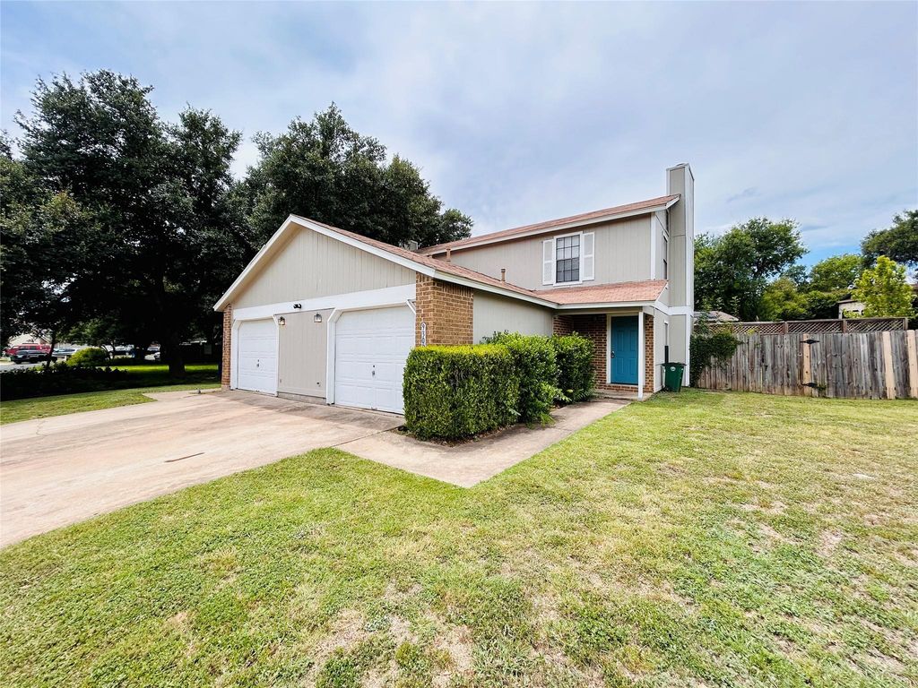 9300 Kempler DR A, Austin, TX 78748