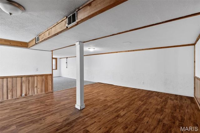 504 Topaz Avenue, St Louis, MO 63137