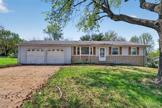 504 Topaz Avenue, St Louis, MO 63137