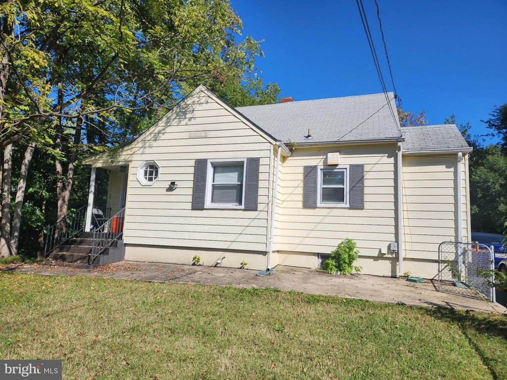4808 DELAWARE ST, College Park, MD 20740