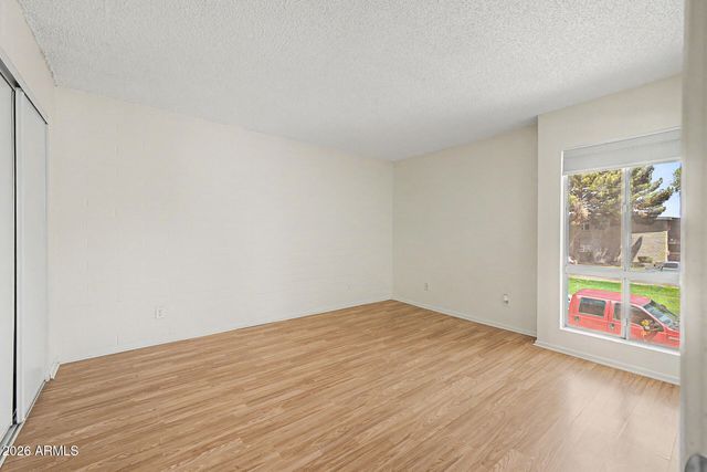 1701 W TUCKEY Lane 236, Phoenix, AZ 85015