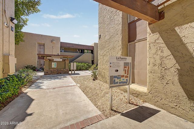 1701 W TUCKEY Lane 236, Phoenix, AZ 85015