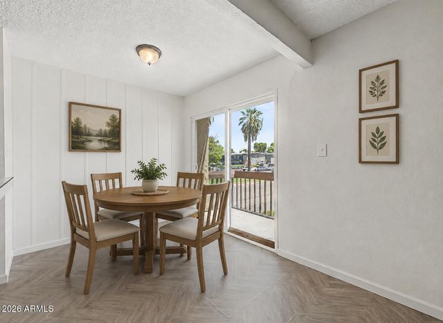 1701 W TUCKEY Lane 236, Phoenix, AZ 85015