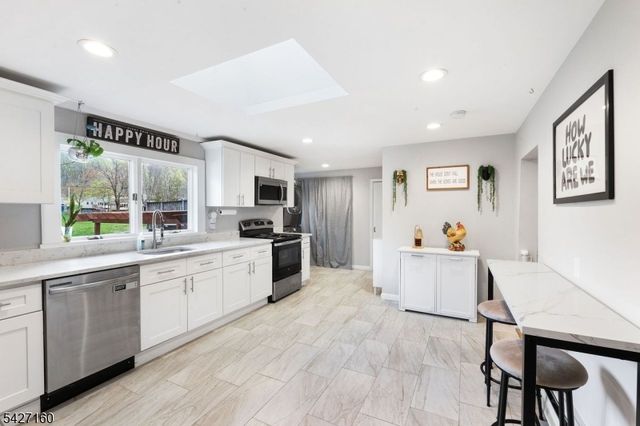 290 Schooleys Mountain Rd, Washington Twp., NJ 07853