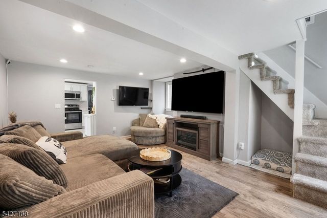 290 Schooleys Mountain Rd, Washington Twp., NJ 07853