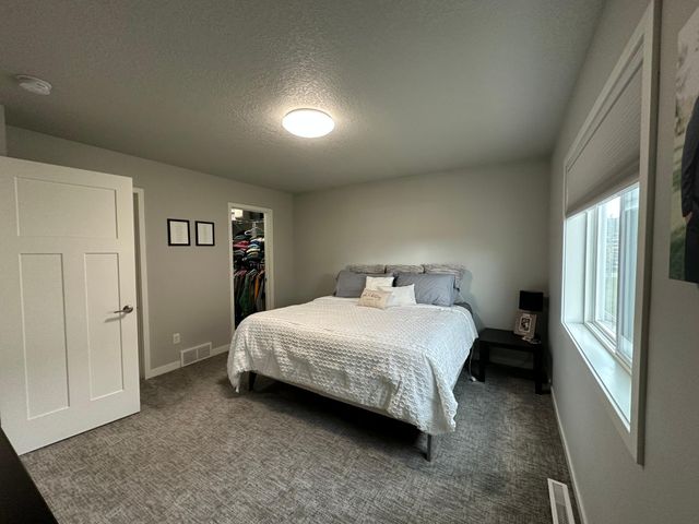 2103 52nd Street S, Fargo, ND 58103