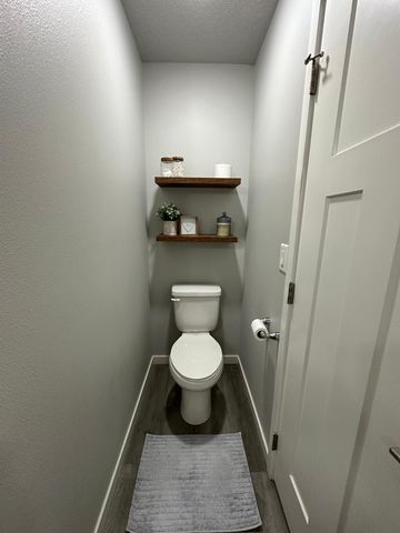 2103 52nd Street S, Fargo, ND 58103