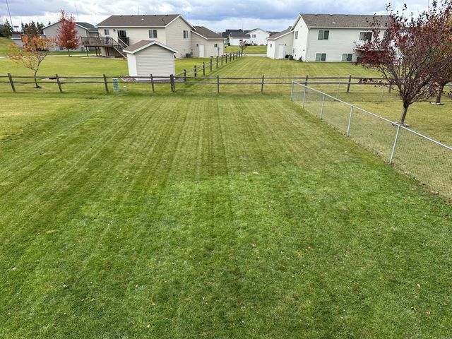 2103 52nd Street S, Fargo, ND 58103