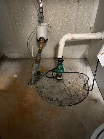 2103 52nd Street S, Fargo, ND 58103