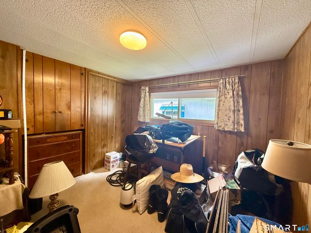 14 Arapaho Drive, East Hartford, CT 06118