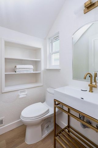 894 Lockhaven Drive, Los Altos, CA 94024