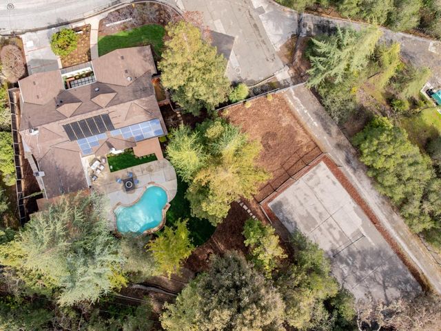 894 Lockhaven Drive, Los Altos, CA 94024