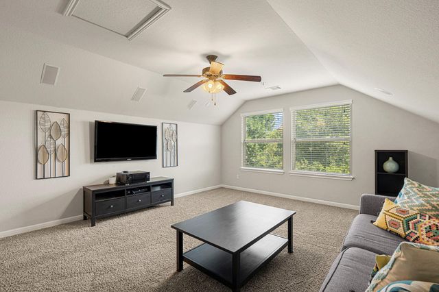 194 Sugar CRK, Buda, TX 78610