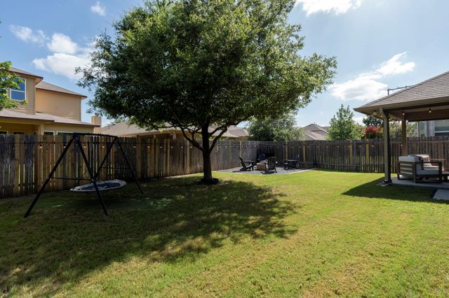 194 Sugar CRK, Buda, TX 78610
