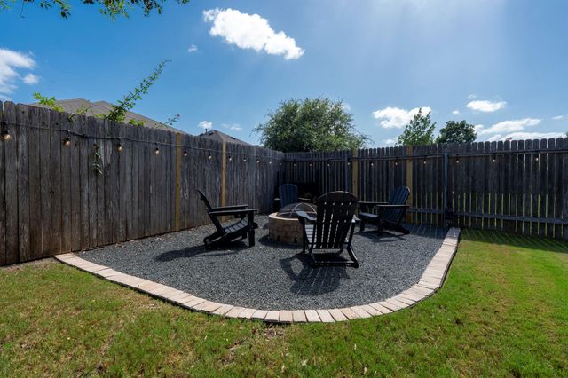 194 Sugar CRK, Buda, TX 78610