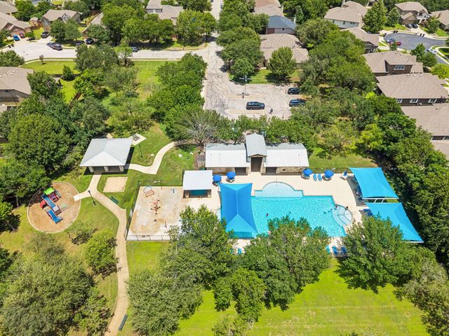 194 Sugar CRK, Buda, TX 78610