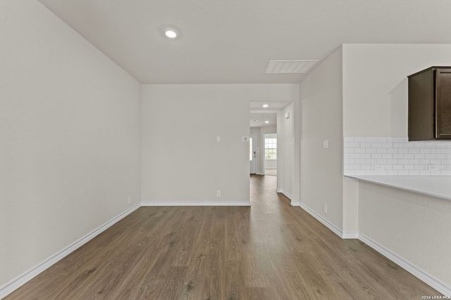 321 Singing Valley, Cibolo, TX 78108