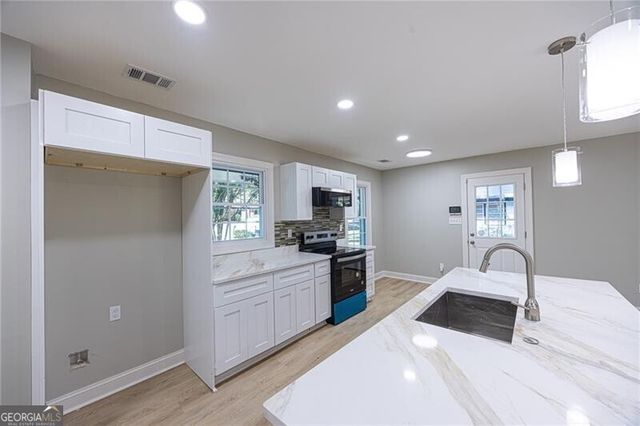1914 Derrill Drive, Decatur, GA 30032