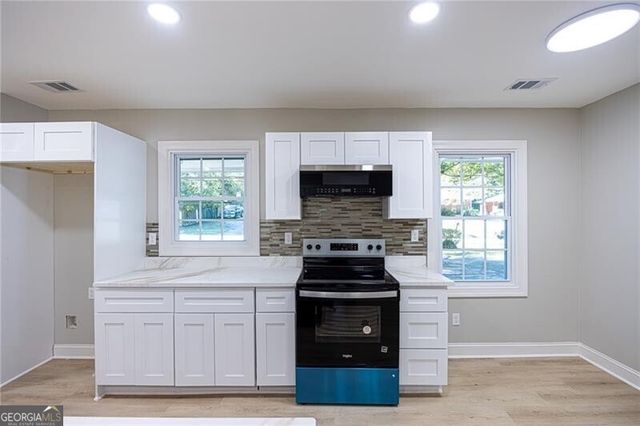 1914 Derrill Drive, Decatur, GA 30032