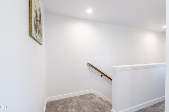 2024 SW Family Lane, Grants Pass, OR 97527