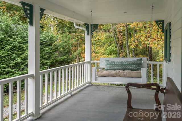 125 Timberline Drive, Maggie Valley, NC 28751