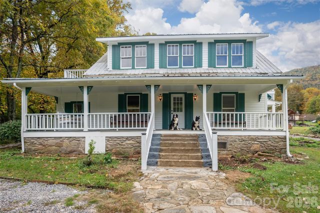 125 Timberline Drive, Maggie Valley, NC 28751